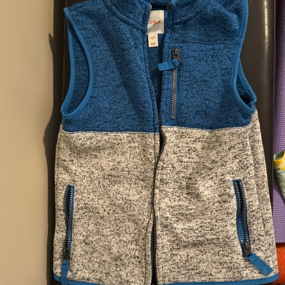 Like new - Cat and Jack vest side Small